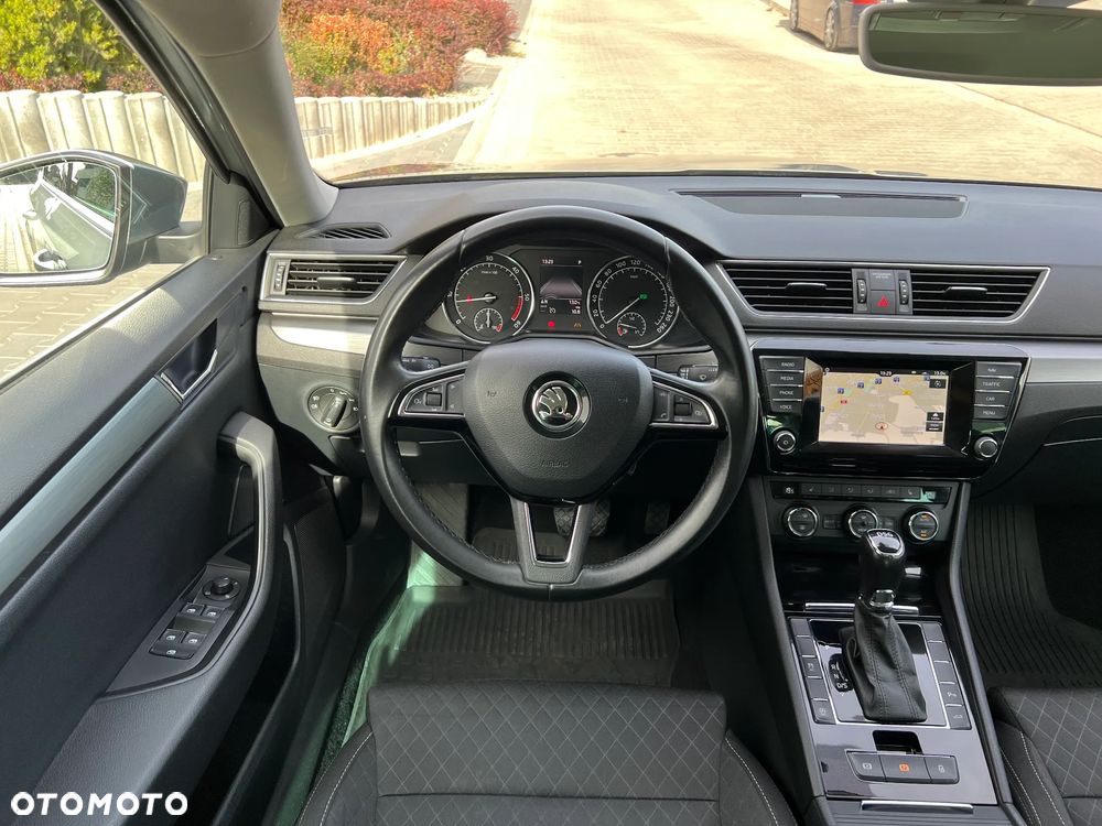 Skoda Superb 2.0 TDI Style DSG - 12