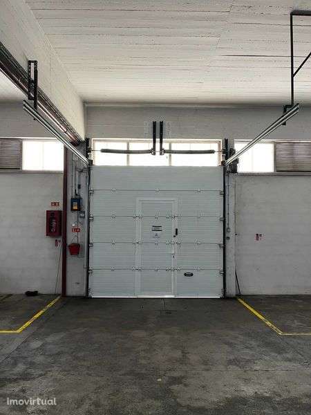 Garagem Lisboa - José de Mello e Castro - Grande imagem: 4/7