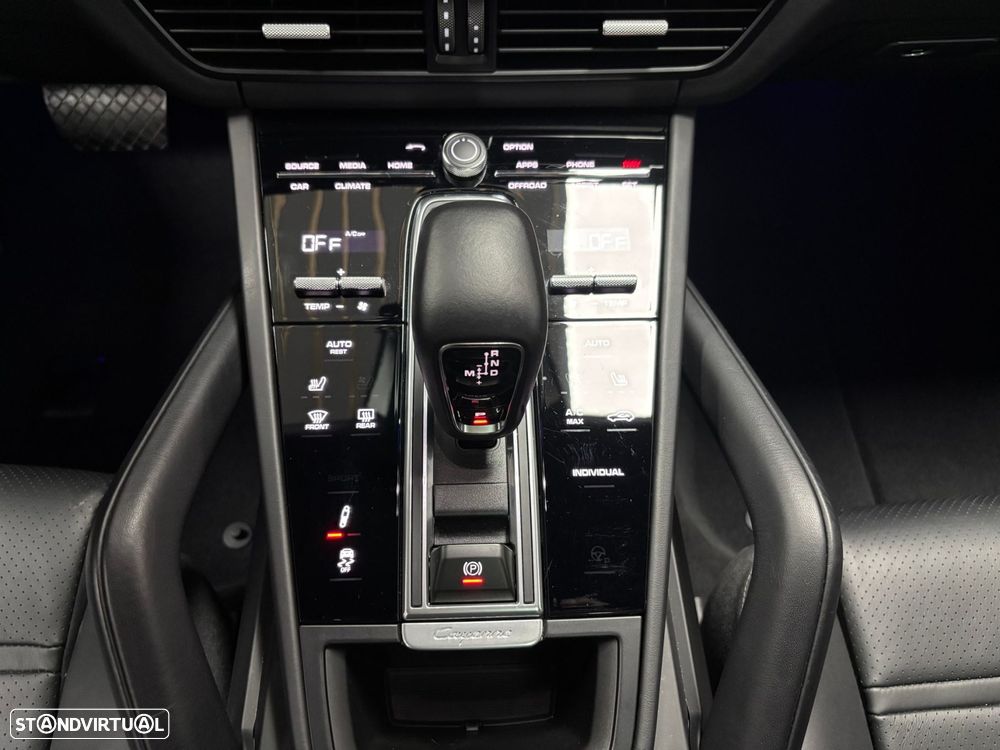 Porsche Cayenne - 23