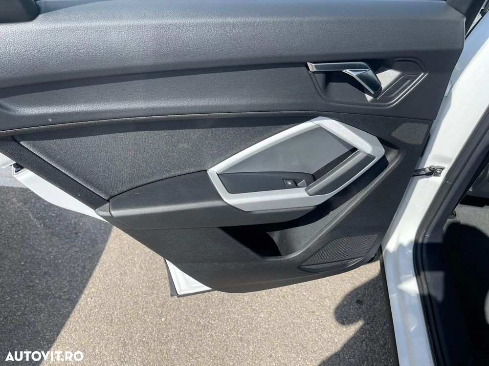 Audi Q3 - 18