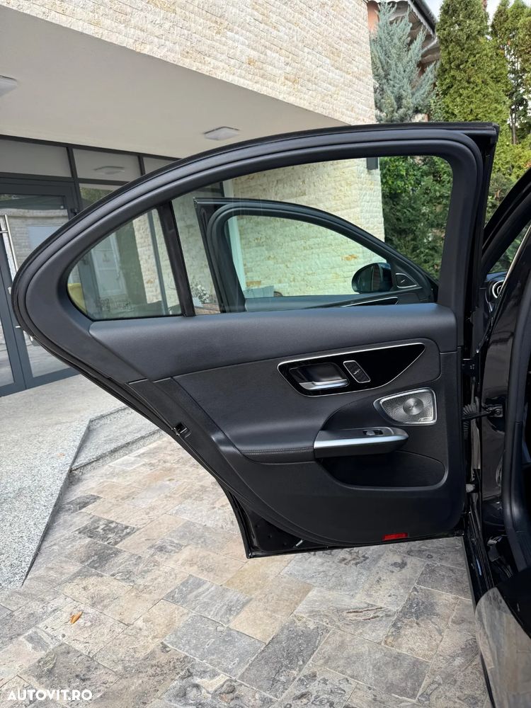 Mercedes-Benz C 220 d T 9G-TRONIC Avantgarde - 23