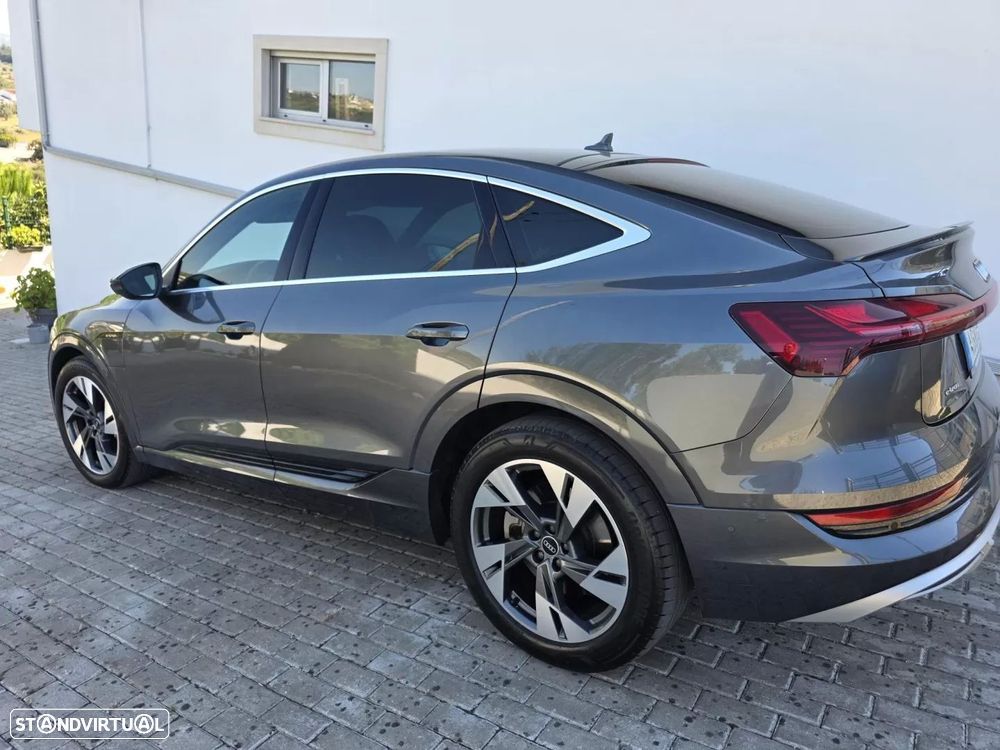 Audi e-tron 55 quattro S line - 26