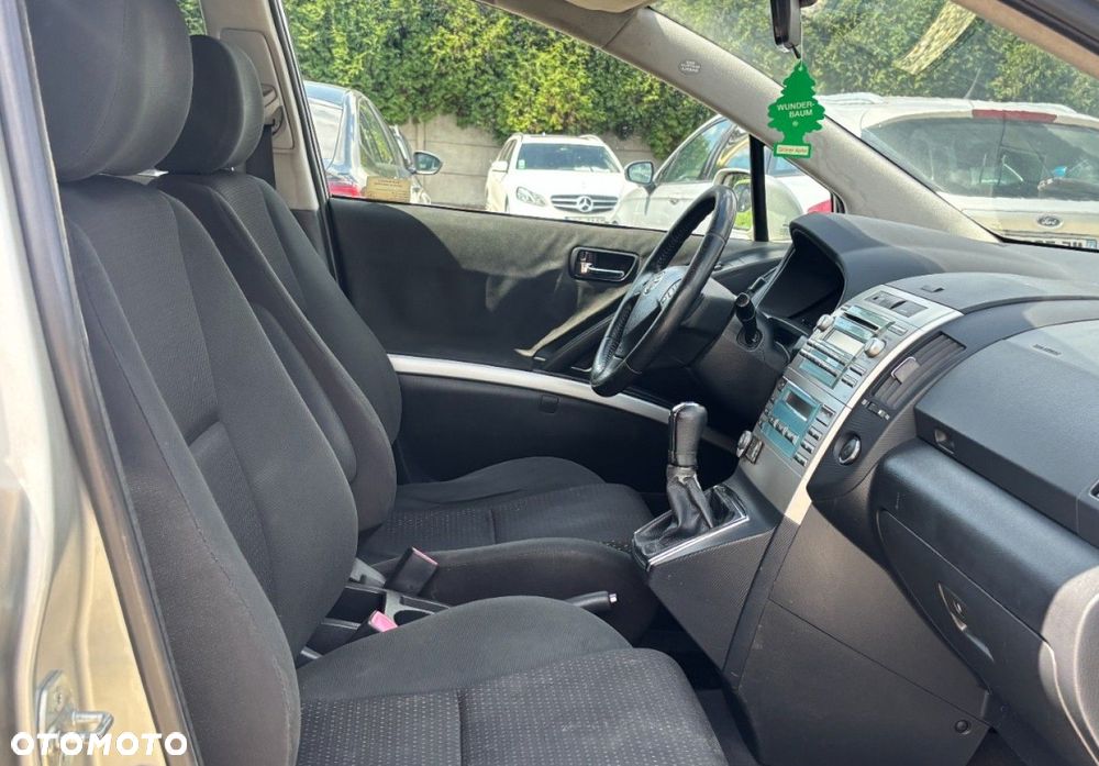 Toyota Corolla Verso - 10