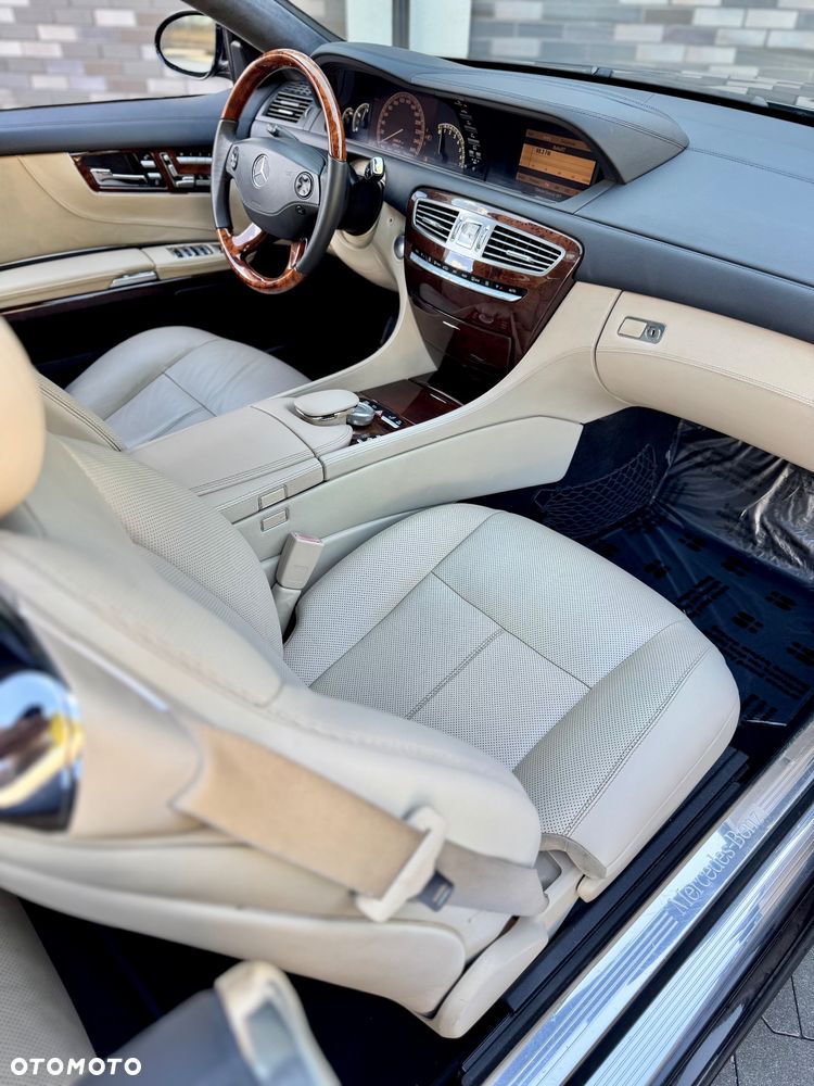 Mercedes-Benz CL 500 - 21
