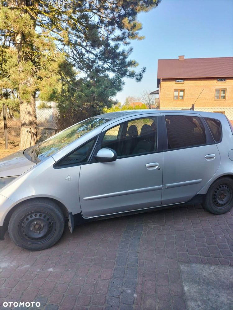 Mitsubishi Colt 1.3 Inform - 2