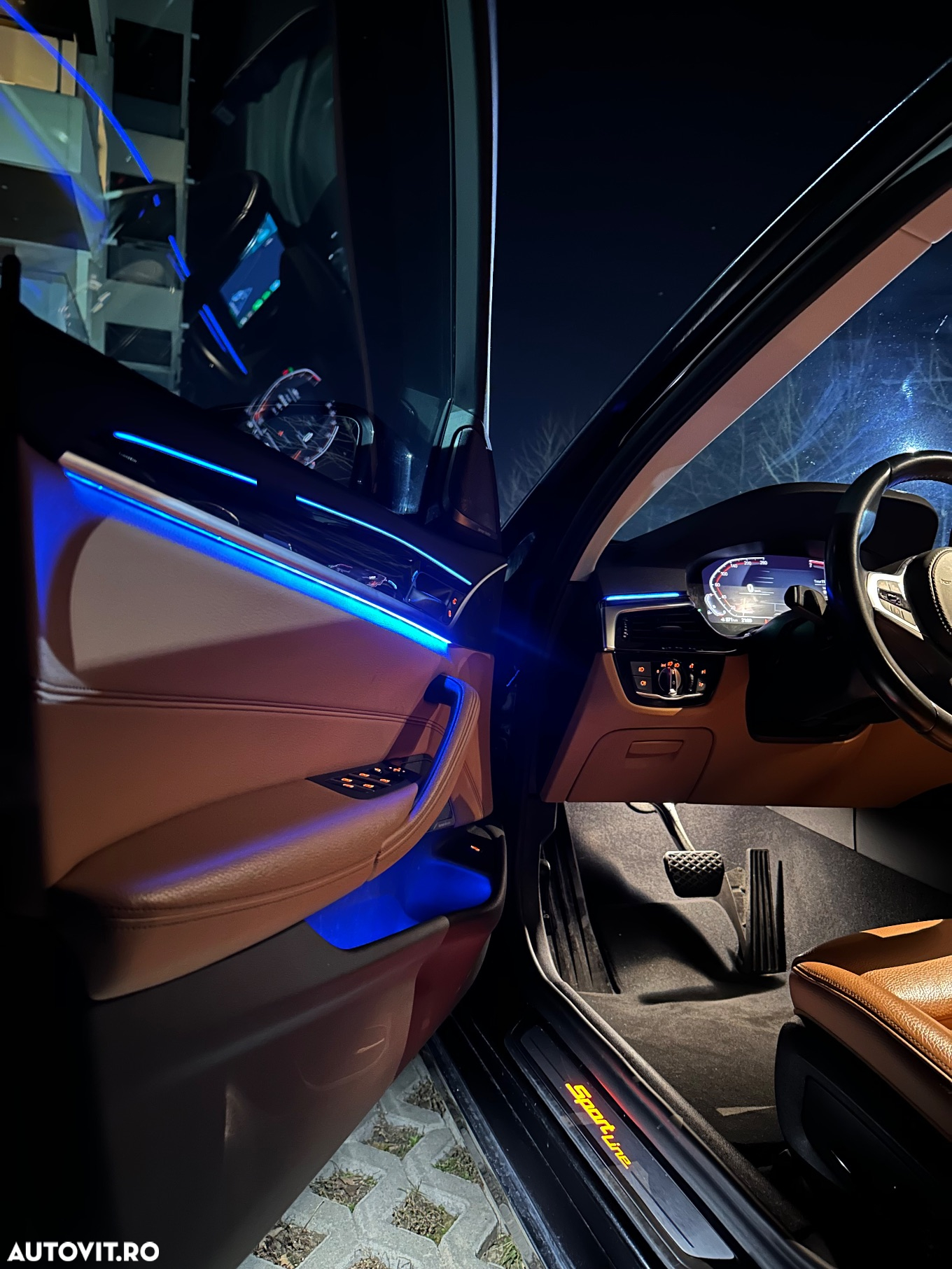 BMW Seria 5 520i Aut. Sport Line - 32