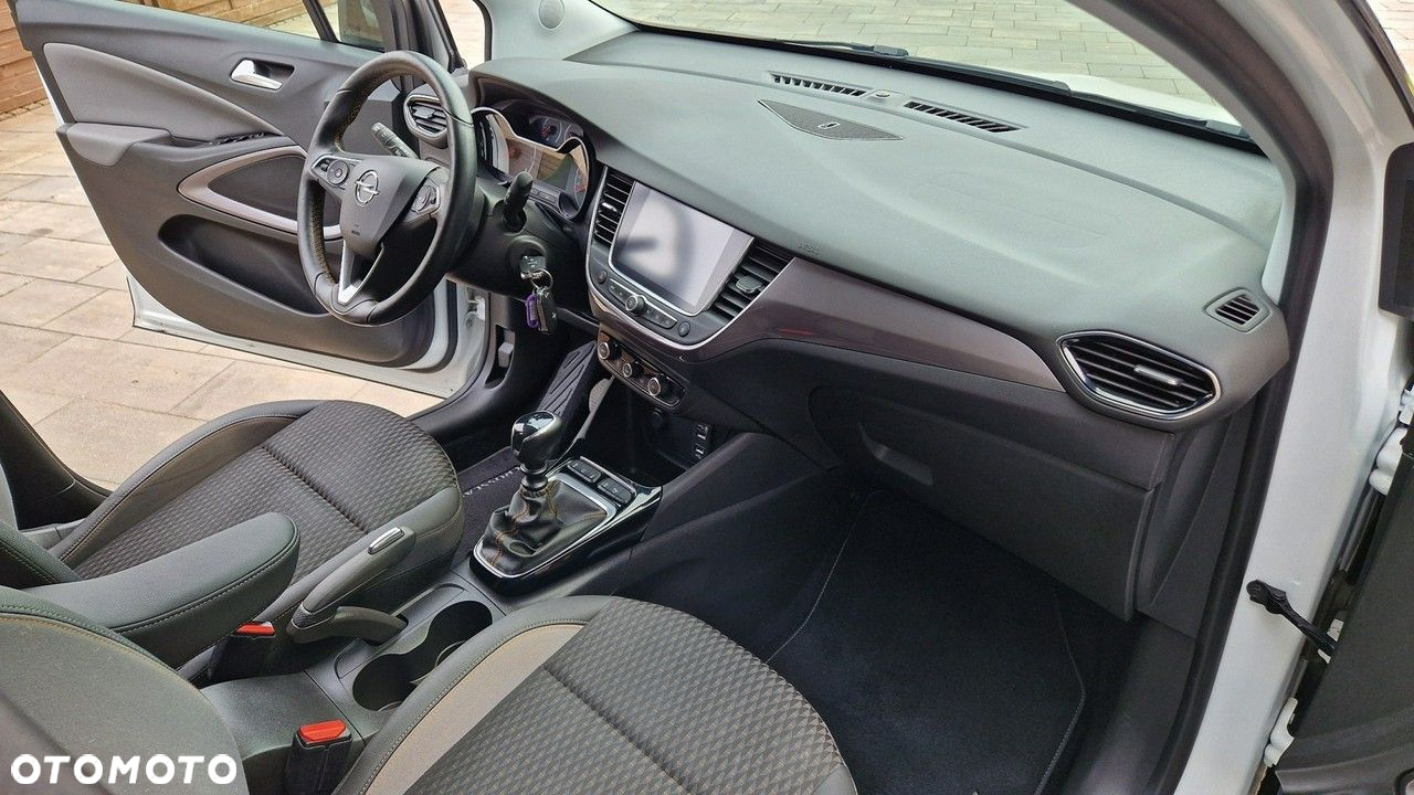Opel Crossland X - 18