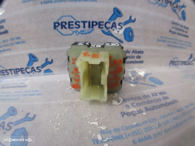 Interruptor 254118044R RENAULT CLIO 4 FASE 1 2016 1.5DCI 75CV 5P BRANCO VIDROS FE - 2