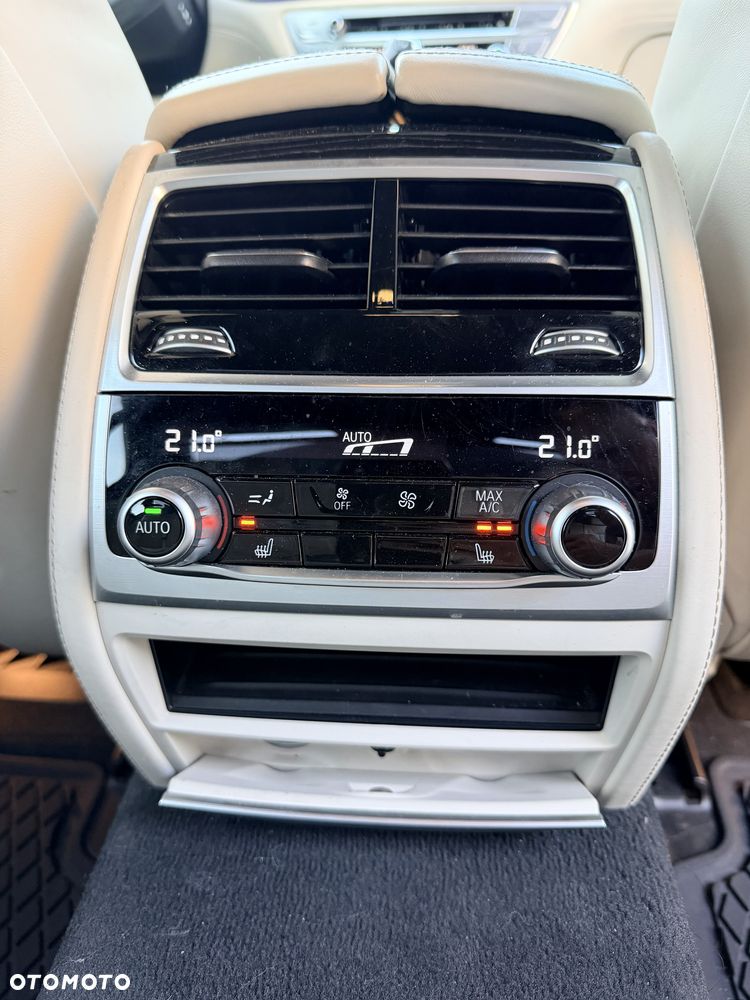 BMW Seria 7 750d xDrive - 19