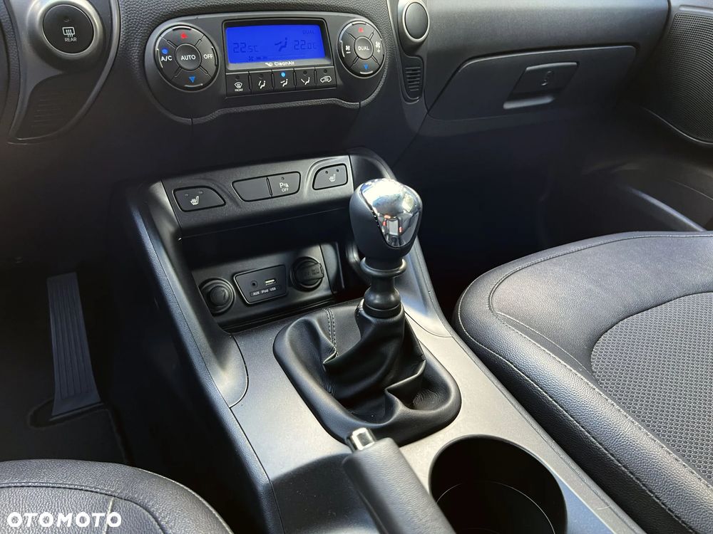 Hyundai ix35 1.6 2WD Fifa World Cup Edition - 31