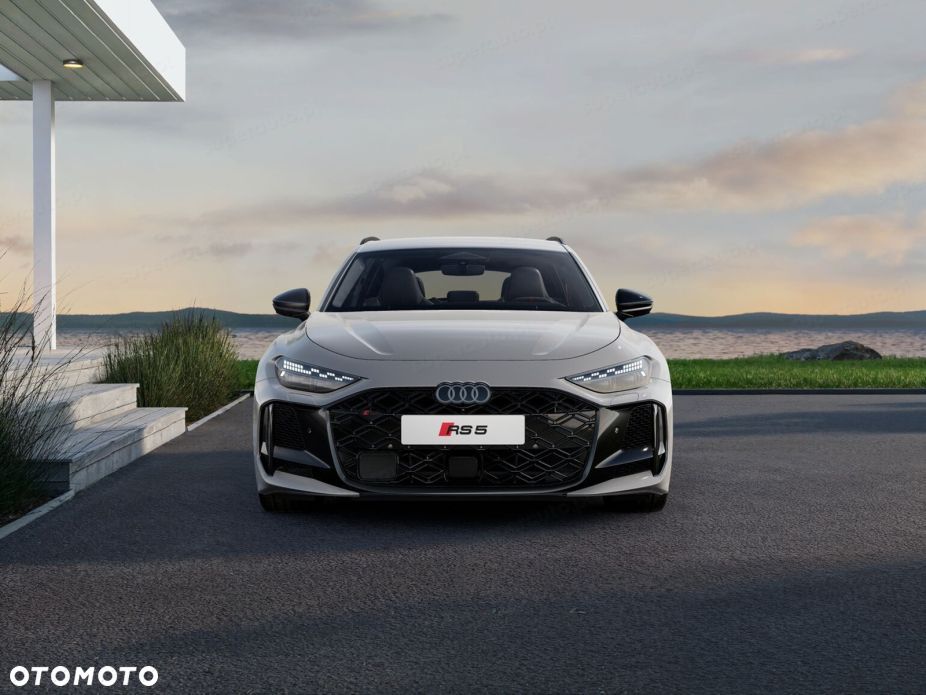 Audi RS5 Avant - 6