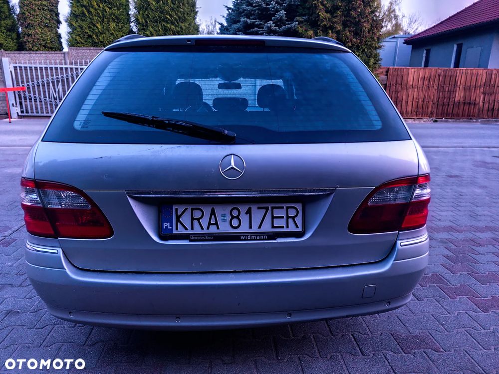 Mercedes-Benz Klasa E - 9