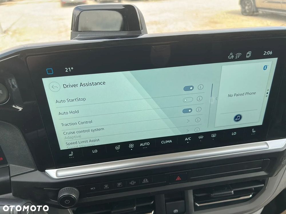 Volkswagen Caravelle - 26