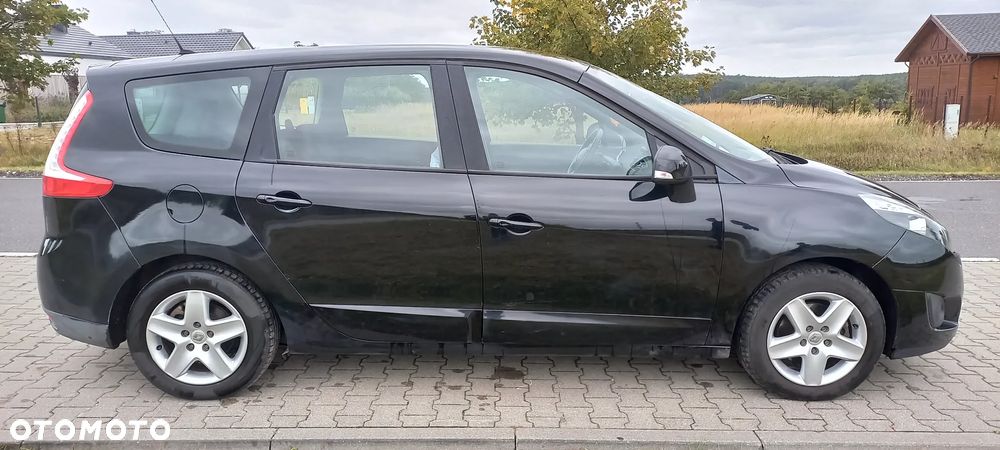 Renault Grand Scenic - 2