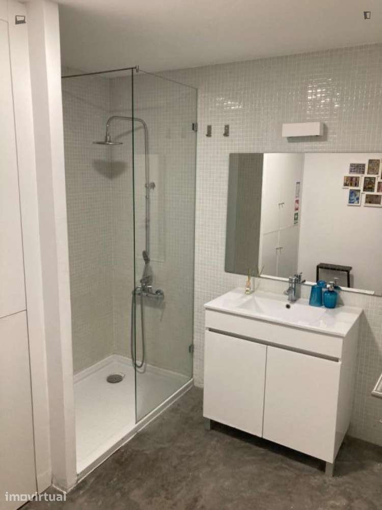 Apartamento com 1 quartos - localizado em Lapa Lisbon - Grande imagem: 2/8