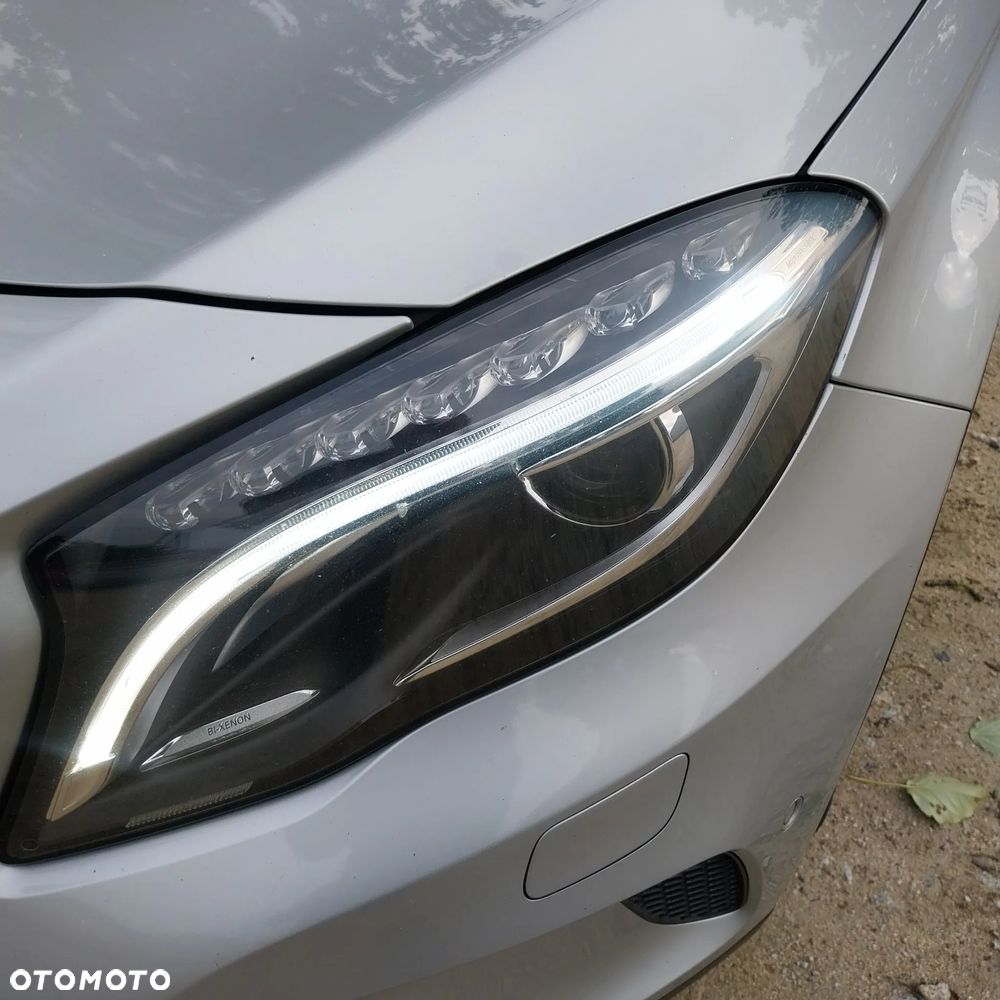 Mercedes-Benz GLA 200 (CDI) d - 18