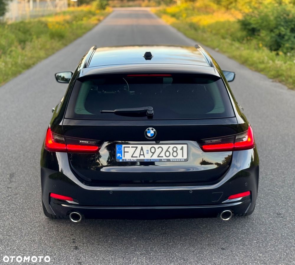 BMW Seria 3 318d Touring Sport Line - 8