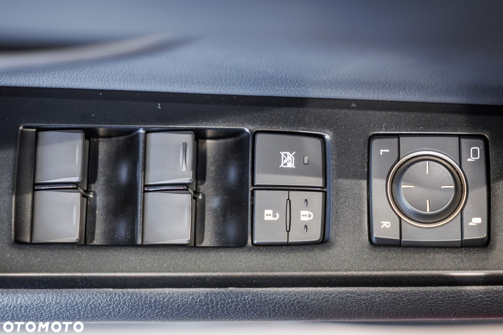 Lexus UX - 32