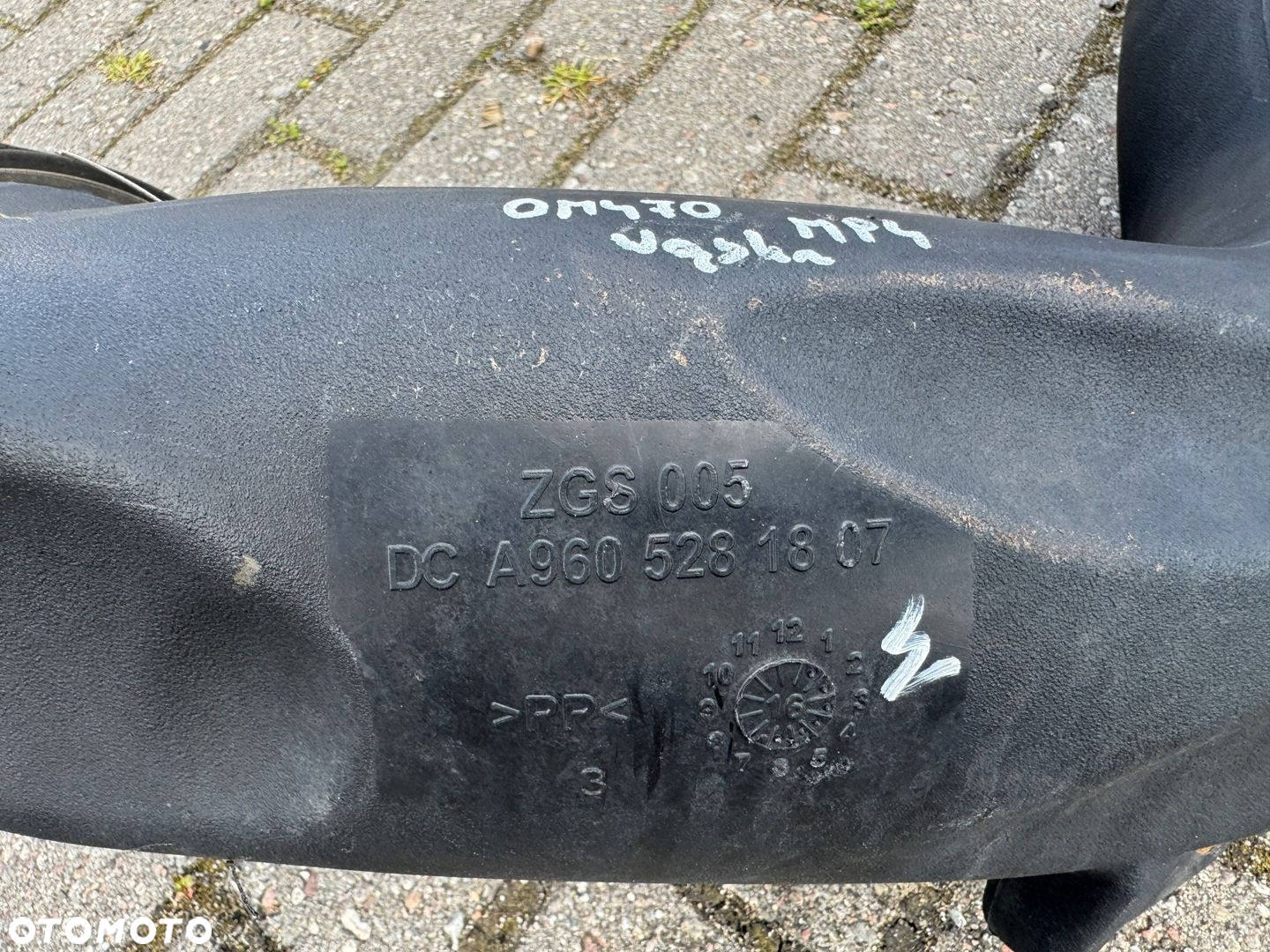 PRZEWÓD RURA POWIETRZA MERCEDES ACTROS MP 4 ANTOS AROCS A9605281807 - 3