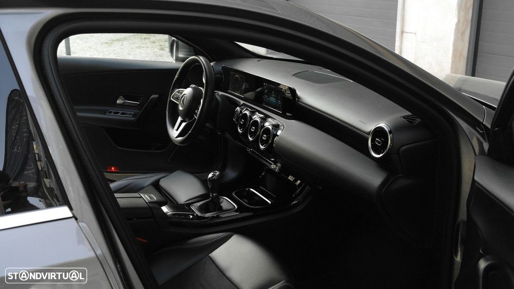 Mercedes-Benz A 180 d Progressive - 30