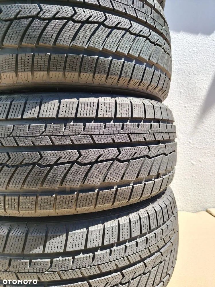 OPONY 235/50/19 235/50R19 103V AUSTONE SKADI SP-901 - 4