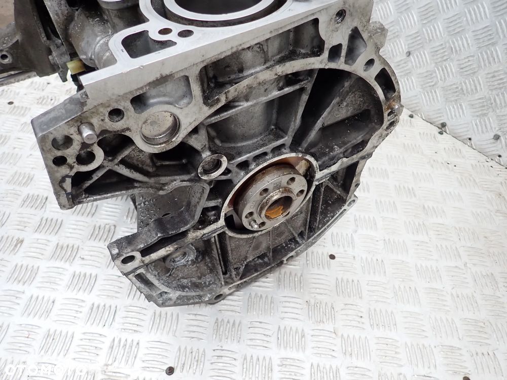 SILNIK GOŁY SŁUPEK   NISSAN JUKE  HRA2 29140 - 6