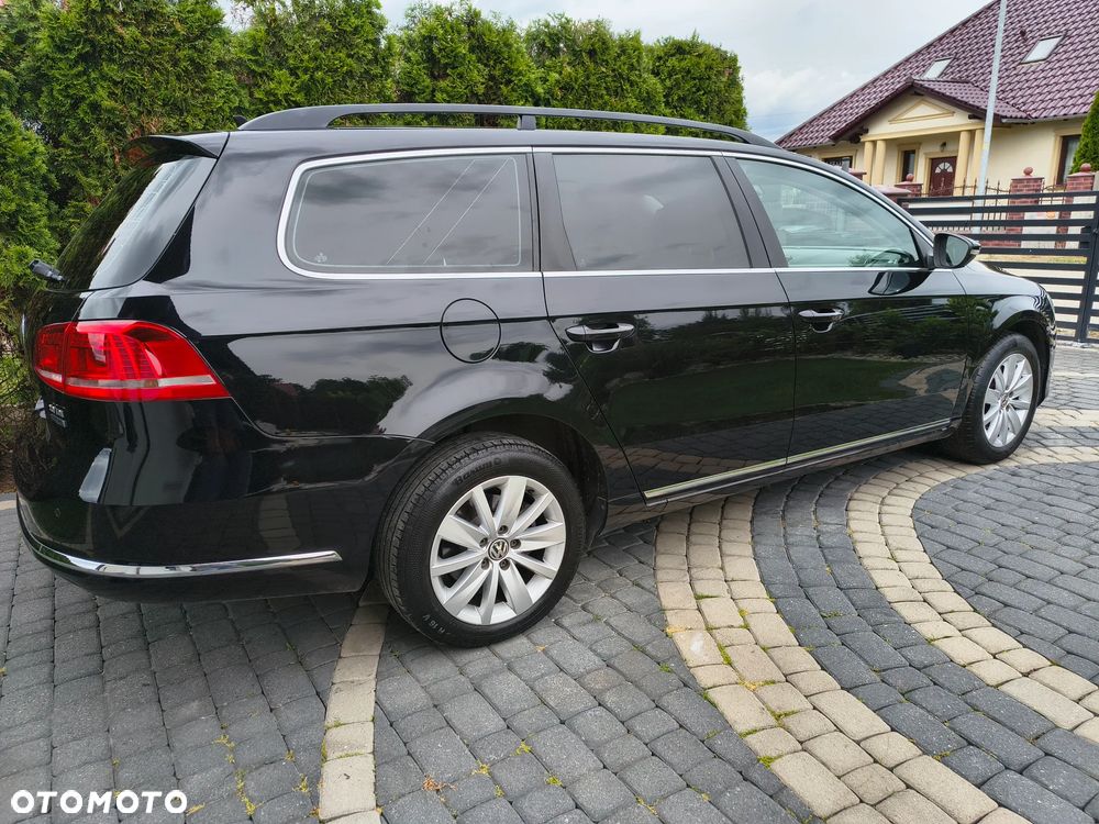 Volkswagen Passat 2.0 TDI DSG BlueMotion Technology Comfortline - 11