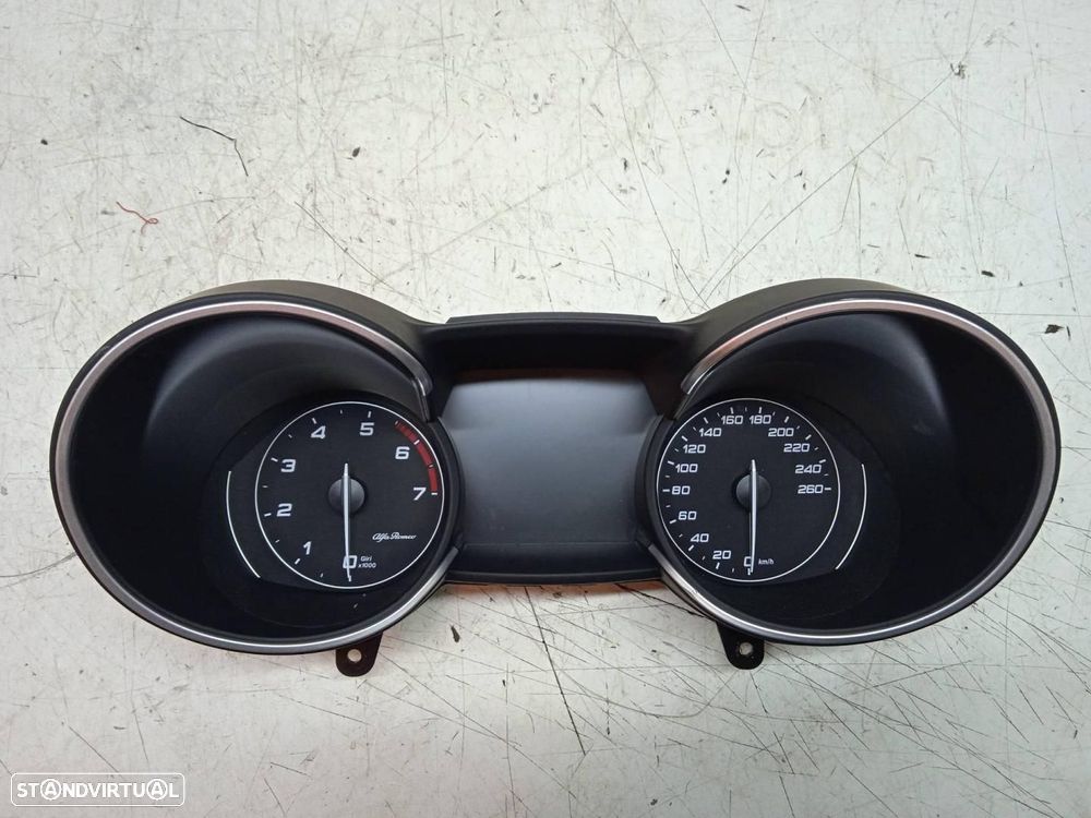 QUADRANTE ALFA ROMEO STELVIO 630 - 1