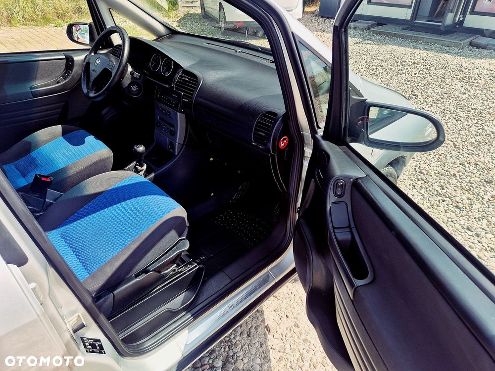 Opel Zafira 1.8 Elegance - 29