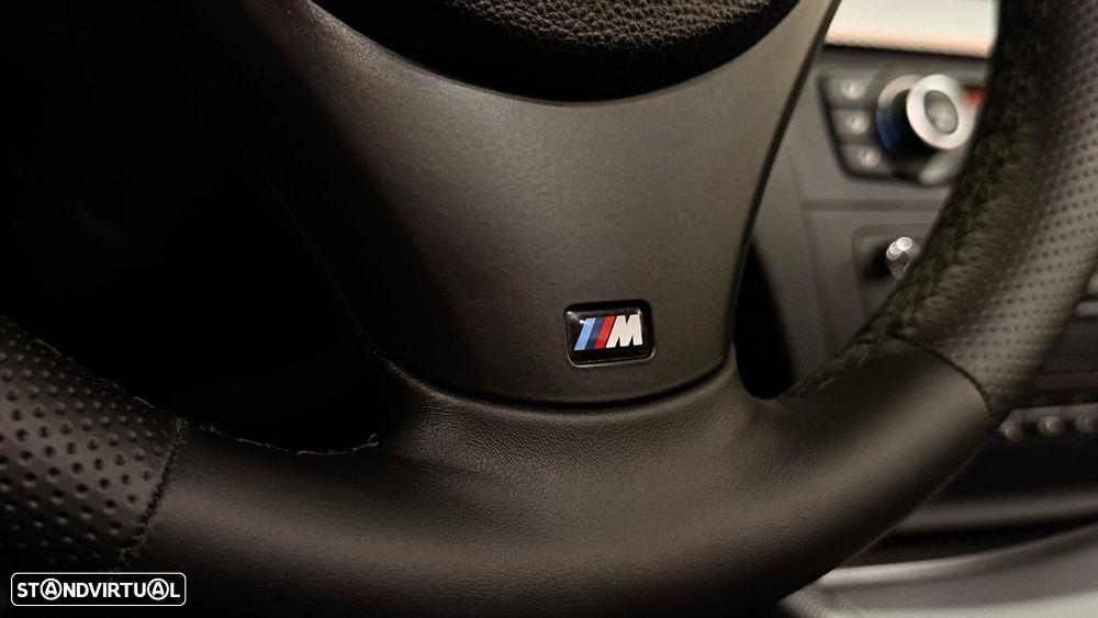 BMW 118 i Limited Edition Lifestyle c/ M Sport Pack - 21