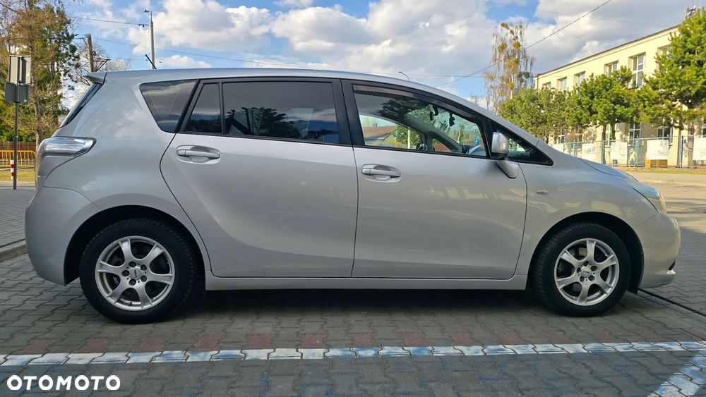 Toyota Verso 1.8 Sol 7os - 3