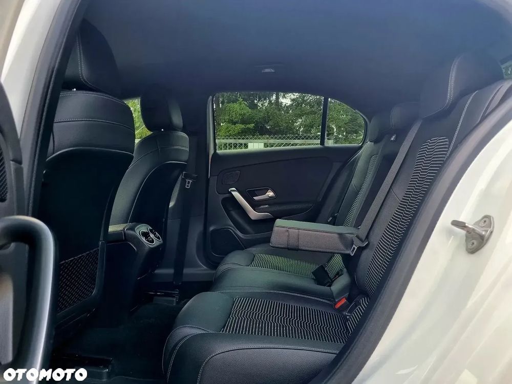 Mercedes-Benz Klasa A 180 d 7G-DCT - 11