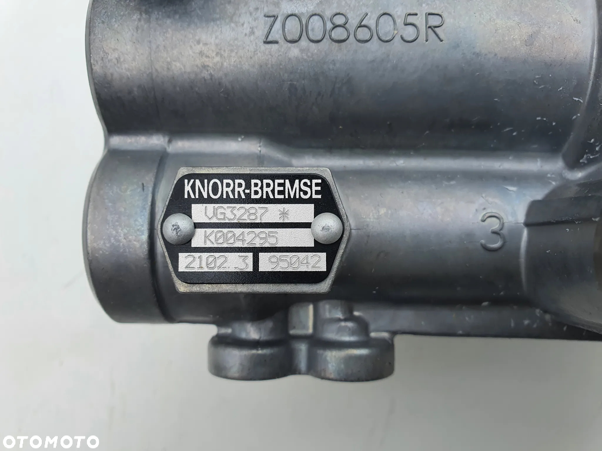 Wysprzęglik, siłownik sprzęgła Knorr-Bremse K004295, VG3287, Iveco - 2