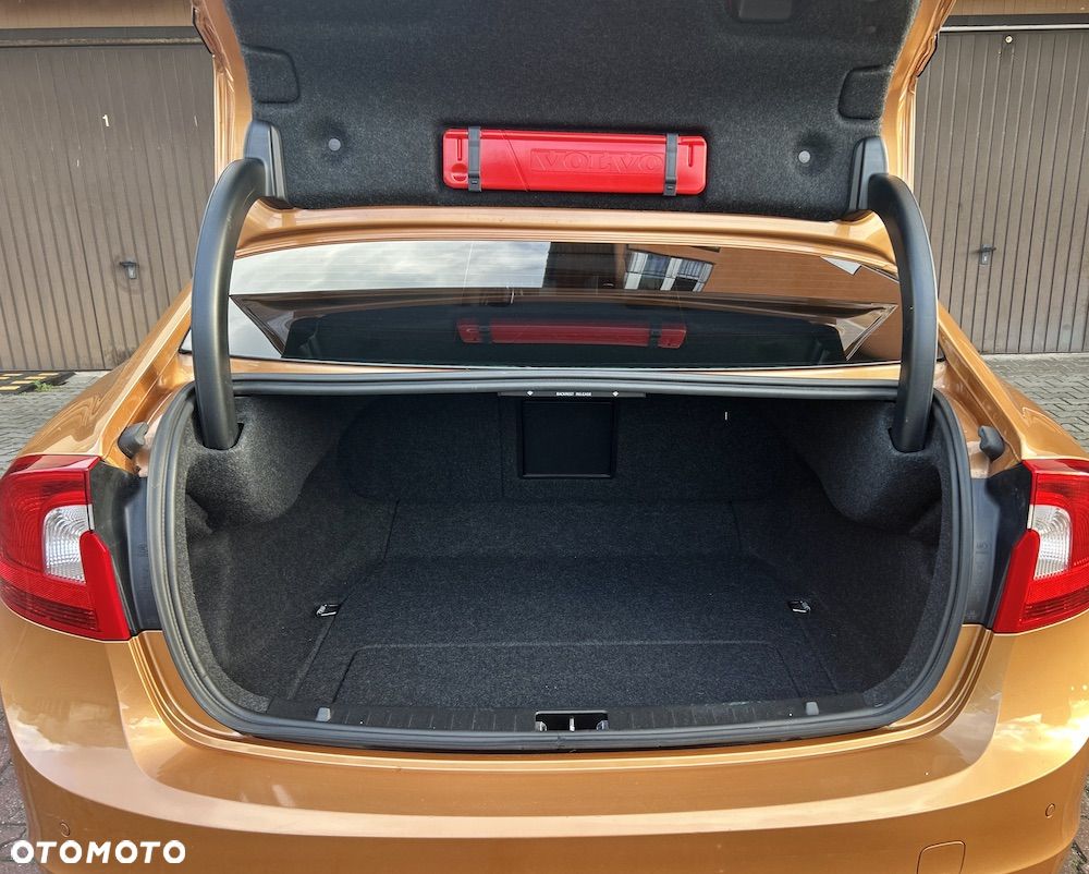 Volvo S60 - 8