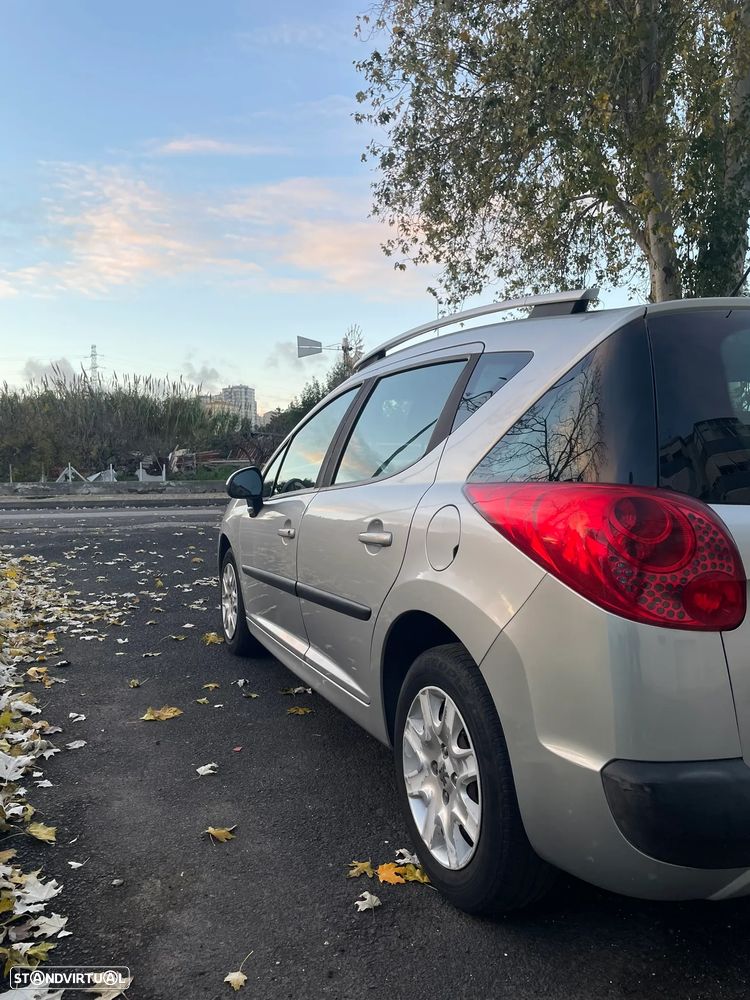 Peugeot 207 SW 1.6 HDi Outdoor - 8