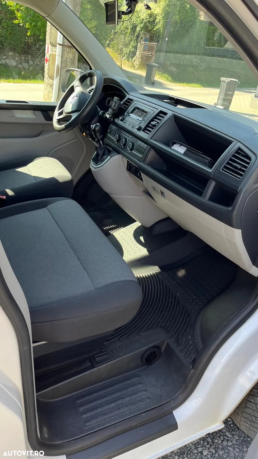 Volkswagen Transporter T6 Mixt - 7