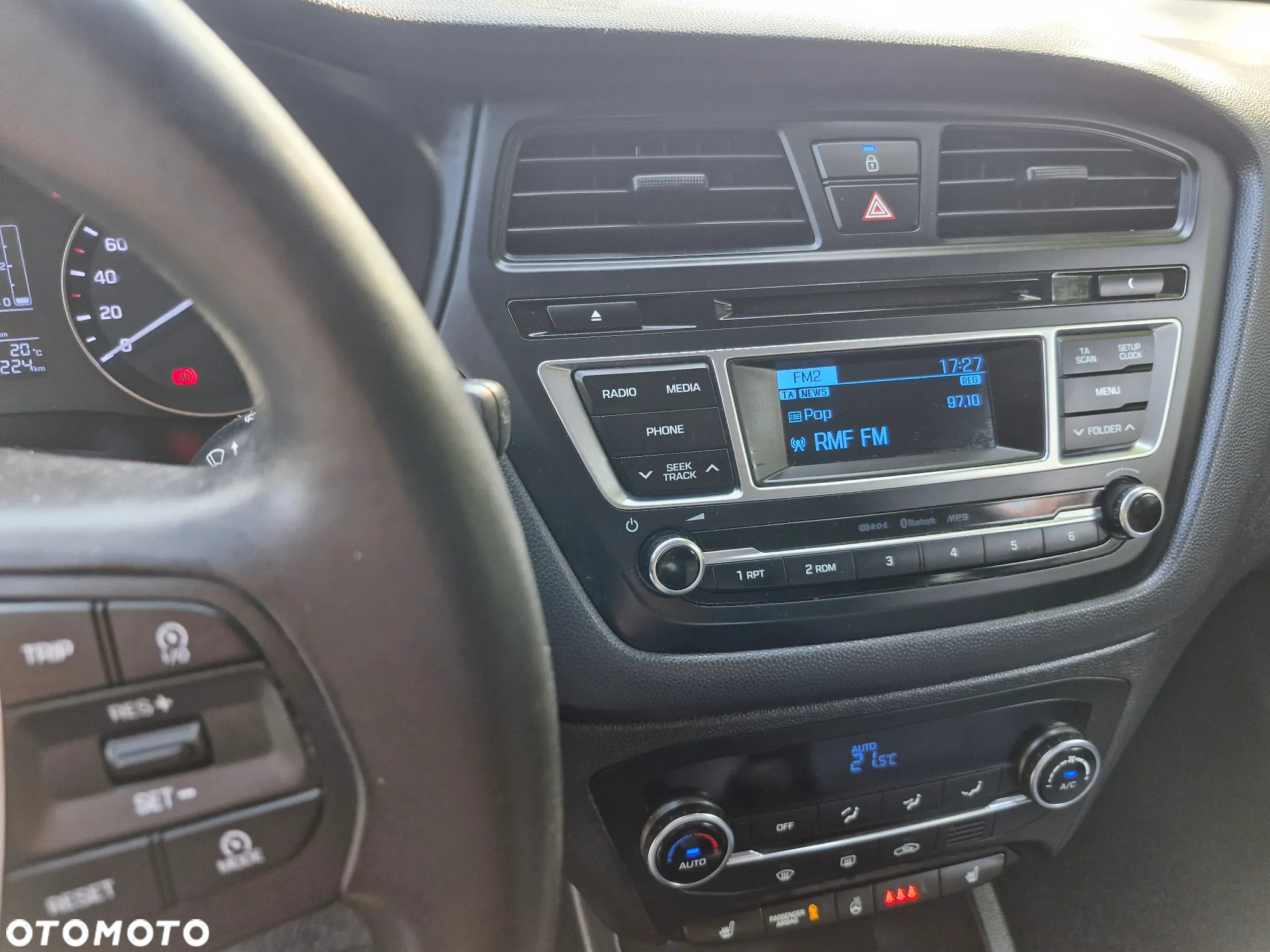 Hyundai i20 1.2 BlueDrive Comfort - 10