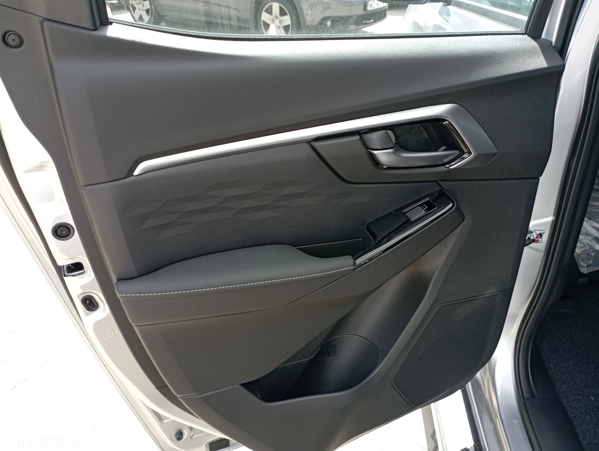 Isuzu D-Max 1.9 DC LSX - 25