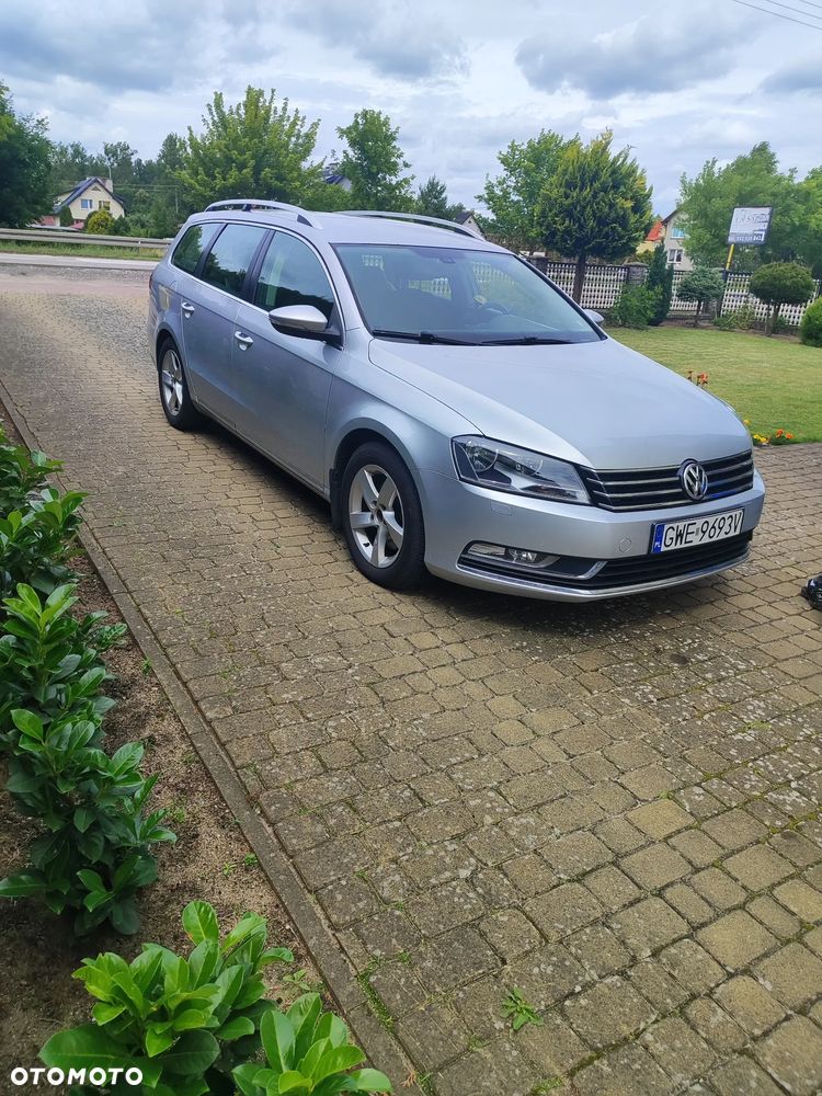 Volkswagen Passat 2.0 TDI DPF Comfortline - 2