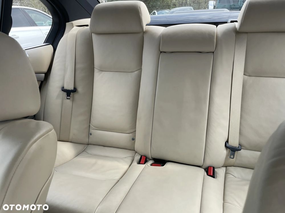 BMW Seria 7 750Li - 14