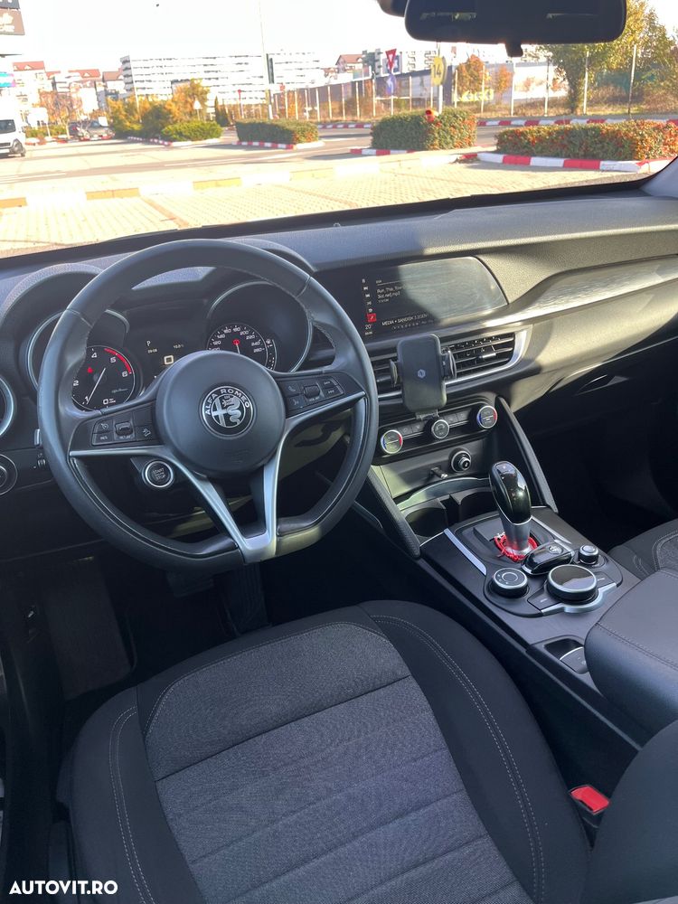 Alfa Romeo Stelvio 2.2 JTDM - 5