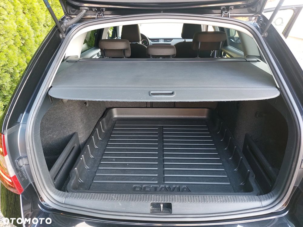 Skoda Octavia 2.0 TDI DSG Style - 16