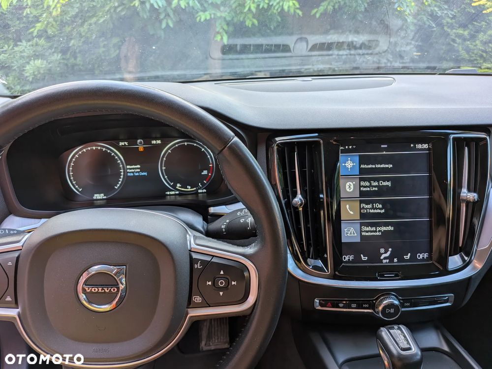 Volvo V60 D4 Momentum - 32