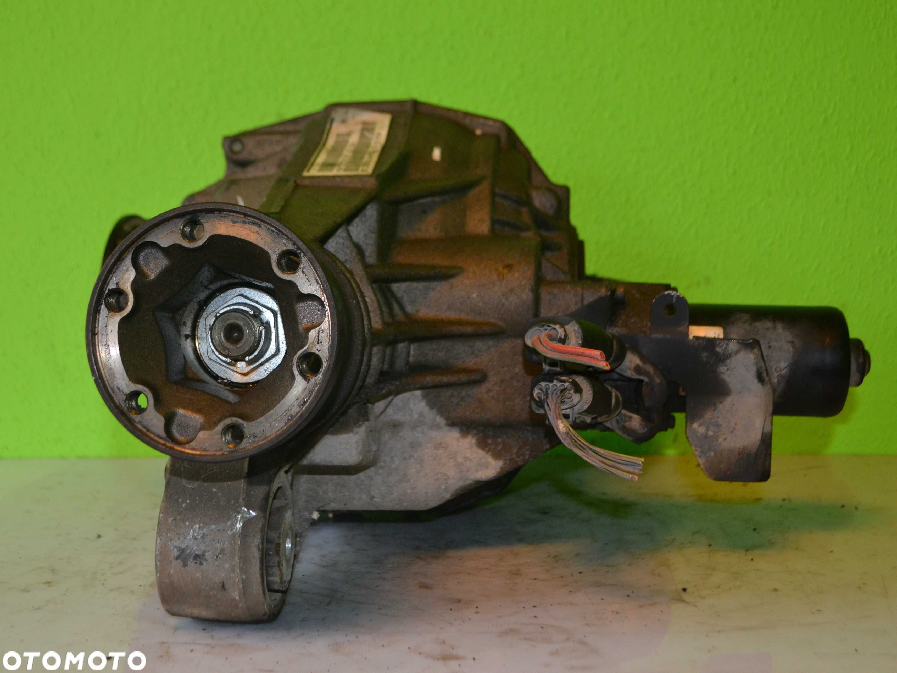 Dyferencjał dyfer tył  VW TOUAREG 5.0 V10 TDI - 3