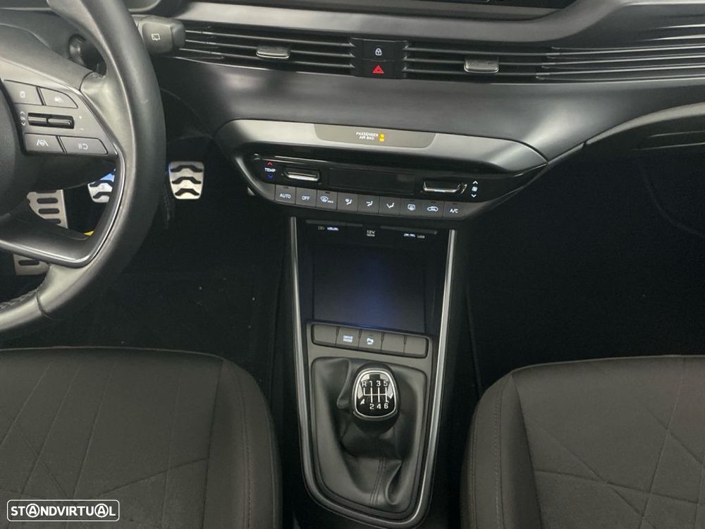 Hyundai Bayon 1.0 T-GDI Premium - 16