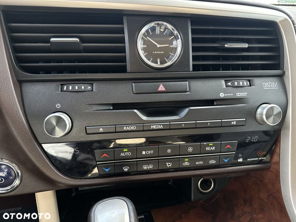 Lexus RX - 19