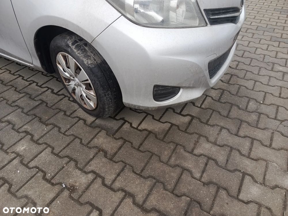 TOYOTA YARIS III 5D ZDERZAK PRZÓD PRZEDNI KOMPLETNY 1F7 - 3