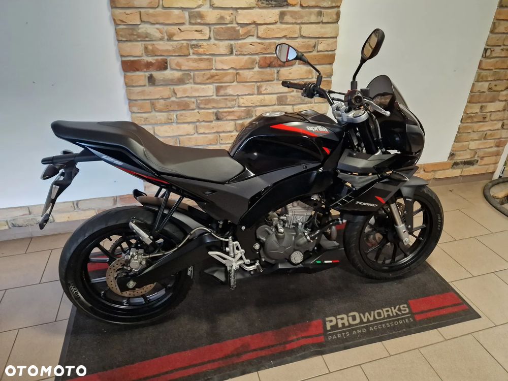 Aprilia Tuono - 4