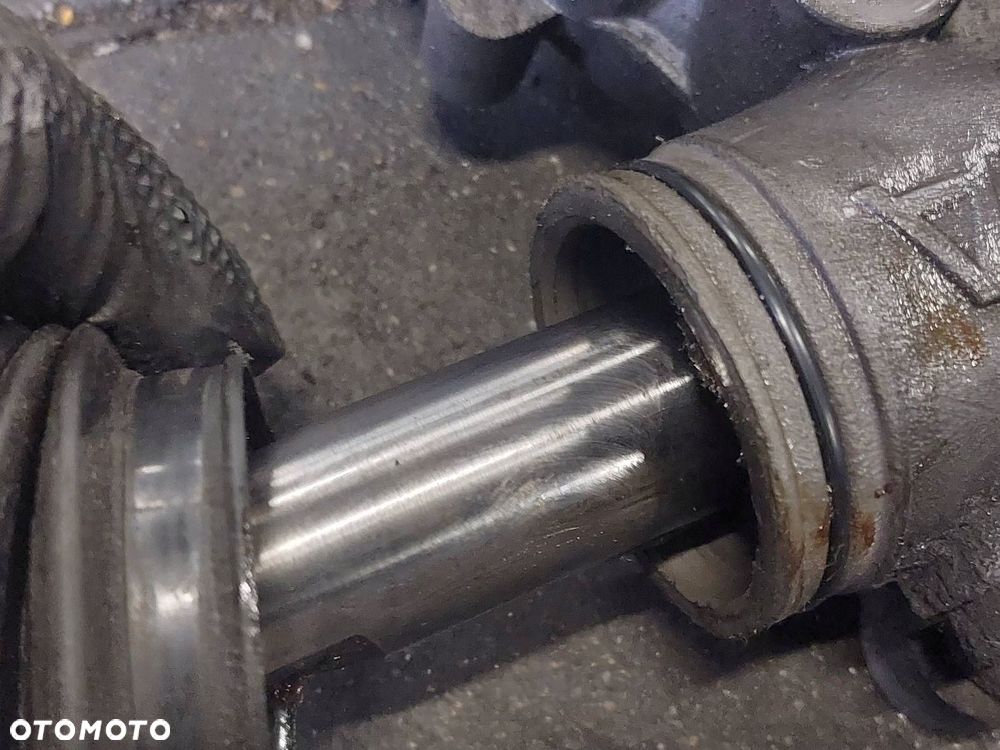 MAGLOWNICA PRZEKŁADNIA KIEROWNICZA SKODA SUPERB I 3B1422071R - 8