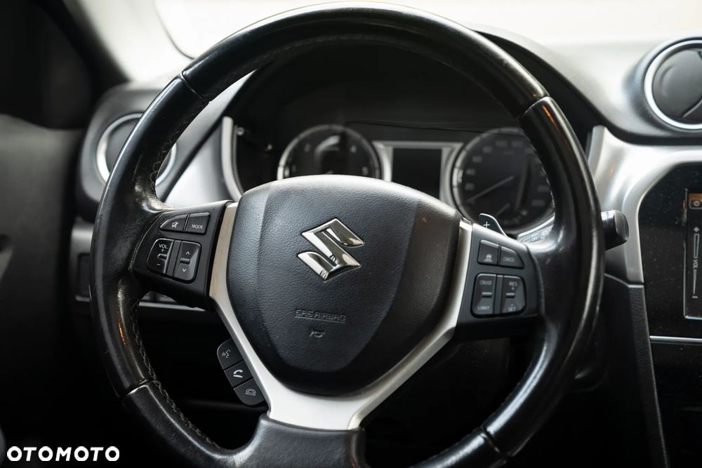 Suzuki Vitara - 22